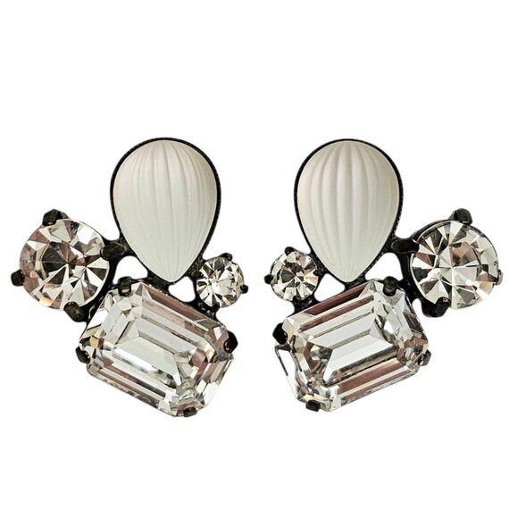 Butler & Wilson Ribbed Frosted Pear Emerald Cut Clear Rhinestone Earrings Signed
